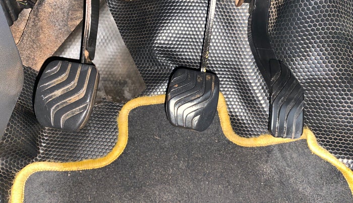 2016 Renault Kwid RXT 0.8 (O), Petrol, Manual, 91,411 km, Pedals