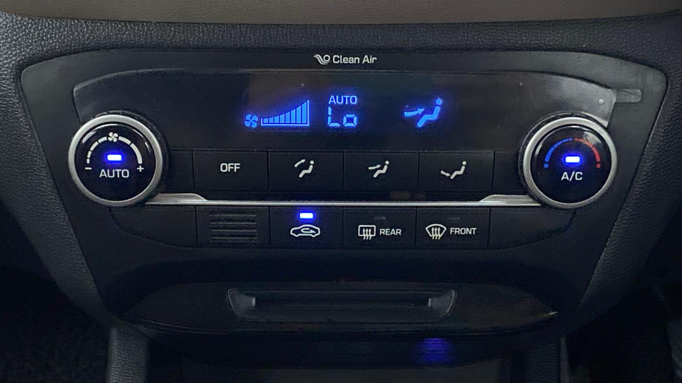 2018 Hyundai Elite i20 ASTA 1.2, Petrol, Manual, 16,801 km, Automatic Climate Control