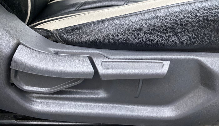 2021 Hyundai AURA S CNG, CNG, Manual, 54,509 km, Driver Side Adjustment Panel