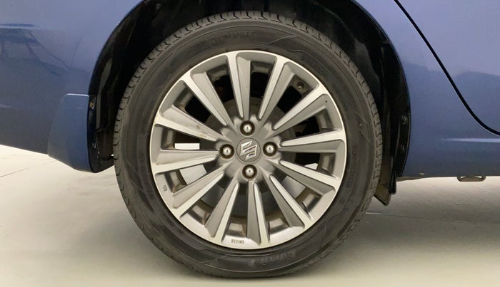 2018 Maruti Ciaz ALPHA  AT 1.5 SHVS PETROL, Petrol, Automatic, 82,654 km, Right Rear Wheel