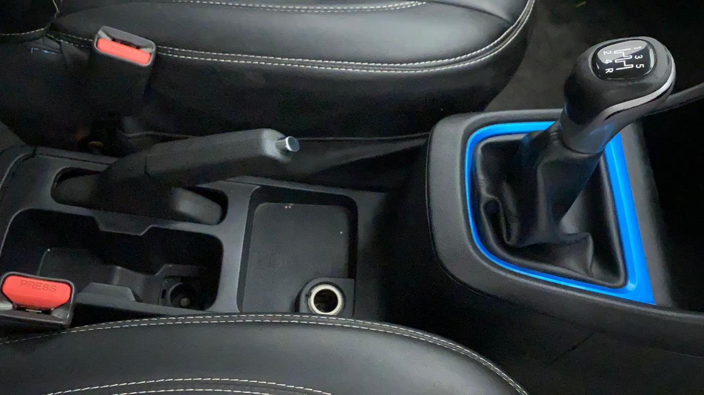 2021 Tata PUNCH CREATIVE  1.2 RTN DUAL TONE, Petrol, Manual, 21,586 km, Gear Lever