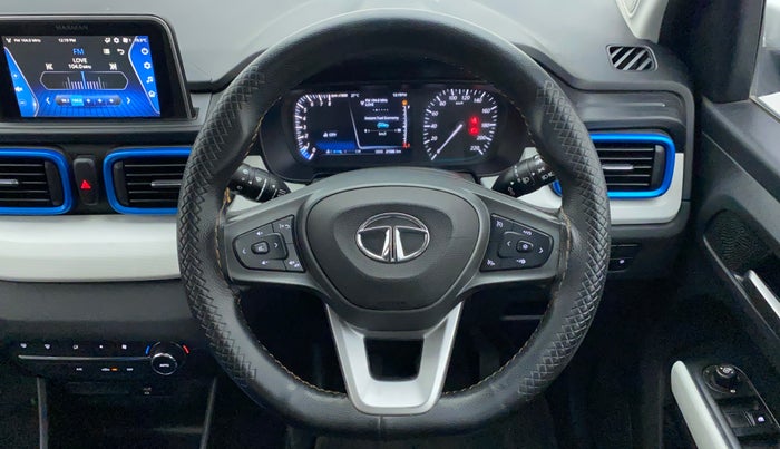 2021 Tata PUNCH CREATIVE  1.2 RTN DUAL TONE, Petrol, Manual, 21,586 km, Steering Wheel Close Up