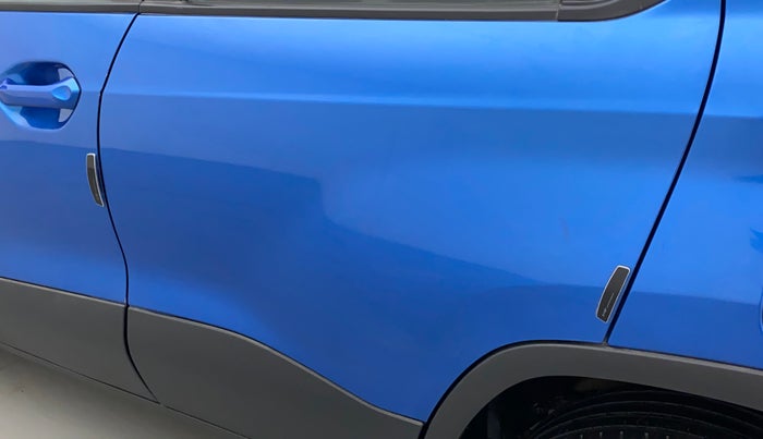 2021 Tata PUNCH CREATIVE  1.2 RTN DUAL TONE, Petrol, Manual, 21,586 km, Rear left door - Minor scratches