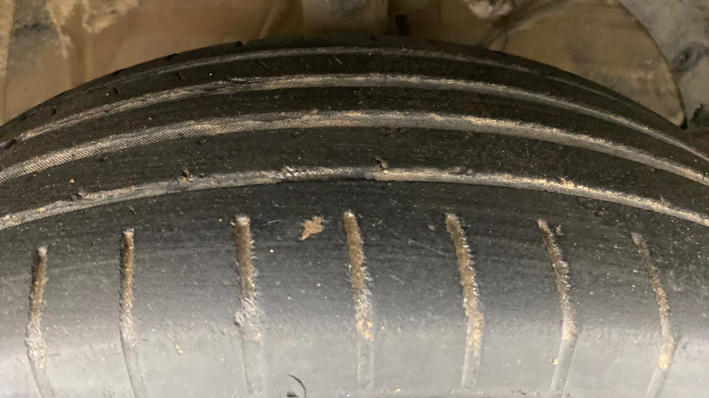 2018 Maruti Swift ZDI AMT, Diesel, Automatic, 56,697 km, Right Front Tyre Tread