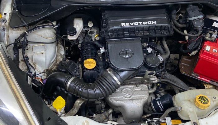 2018 Tata Tiago XT PETROL, Petrol, Manual, 76,449 km, Engine View - Right