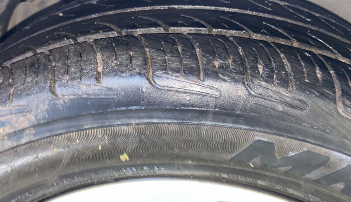 2018 Tata Tiago XT PETROL, Petrol, Manual, 76,449 km, Left Front Tyre Tread