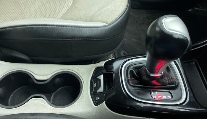 2018 Jeep Compass LIMITED 1.4 AT, Petrol, Automatic, 47,166 km, Gear Lever