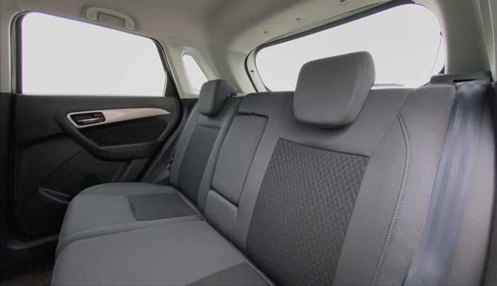 2017 Maruti Vitara Brezza ZDI PLUS, Diesel, Manual, 68,631 km, Right Side Rear Door Cabin