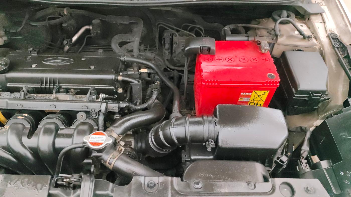 2015 Hyundai Verna FLUIDIC 4S 1.6 VTVT S(O), Petrol, Manual, 71,042 km, Engine View - Left