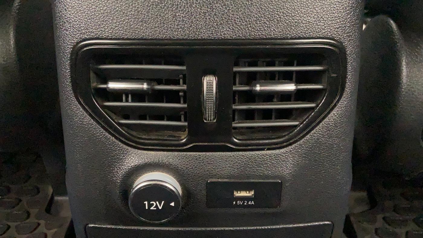 2017 Tata Hexa Varicor 400 XTA, Diesel, Automatic, 83,728 km, Rear AC Vents