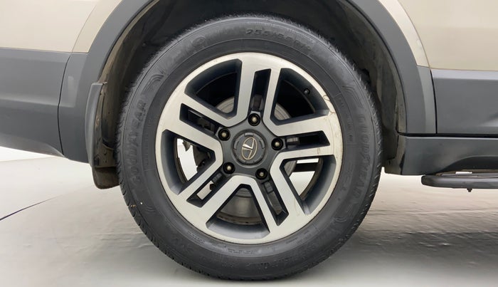 2017 Tata Hexa Varicor 400 XTA, Diesel, Automatic, 83,728 km, Right Rear Wheel