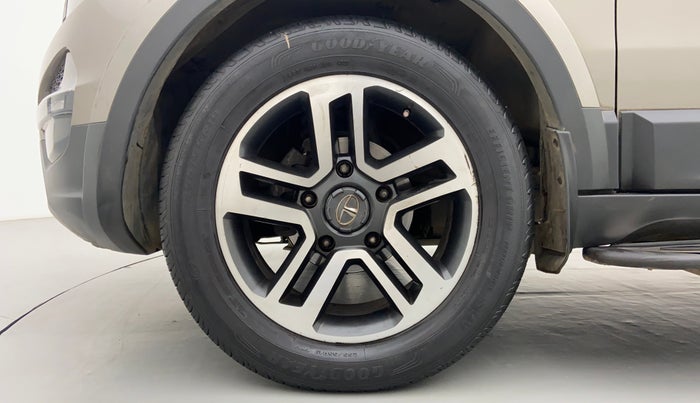 2017 Tata Hexa Varicor 400 XTA, Diesel, Automatic, 83,728 km, Left Front Wheel