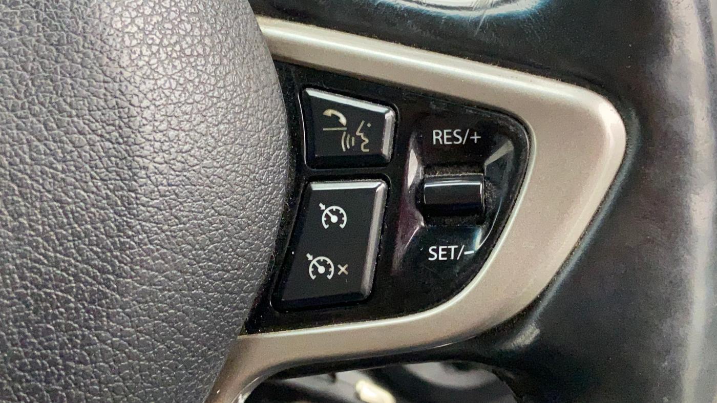 2017 Tata Hexa Varicor 400 XTA, Diesel, Automatic, 83,728 km, Adaptive Cruise Control