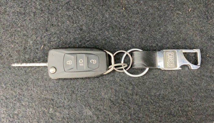 2017 Tata Hexa Varicor 400 XTA, Diesel, Automatic, 83,728 km, Key Close Up