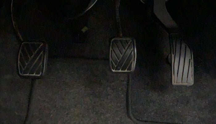 2012 Maruti Ritz VXI, Petrol, Manual, 82,558 km, Pedals