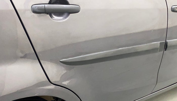 2012 Maruti Ritz VXI, Petrol, Manual, 82,558 km, Right rear door - Minor scratches