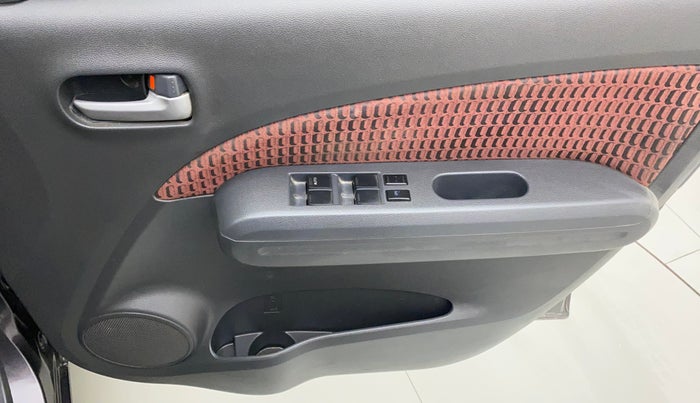 2012 Maruti Ritz VXI, Petrol, Manual, 82,558 km, Driver Side Door Panels Control
