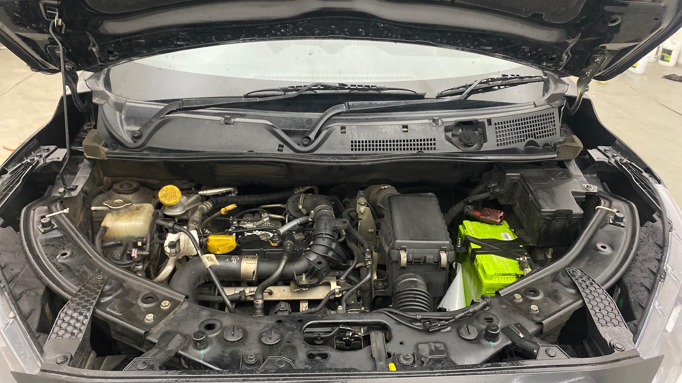 2022 Nissan MAGNITE XV PREMIUM TURBO CVT, Petrol, Automatic, 99,344 km, Engine View
