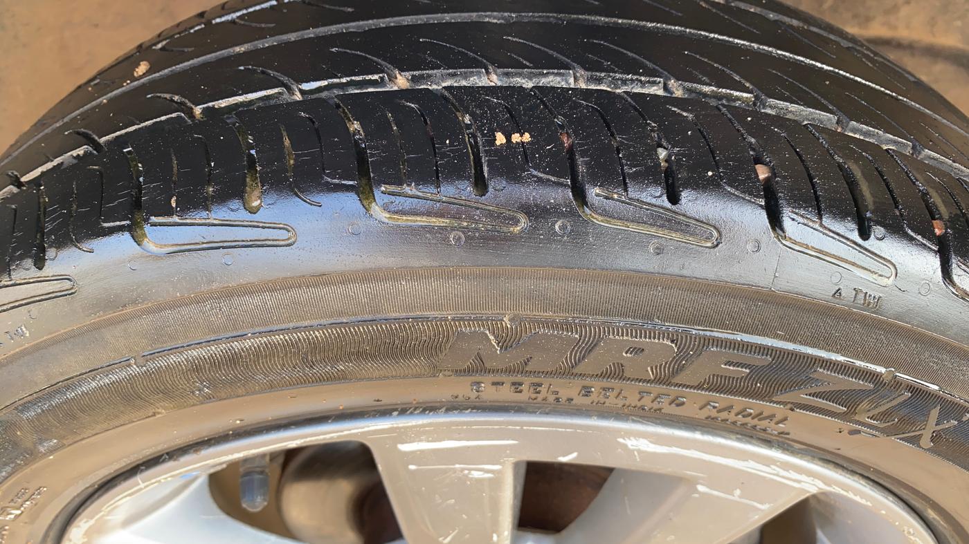 2016 Maruti Wagon R Stingray VXI, Petrol, Manual, 74,326 km, Right Front Tyre Tread