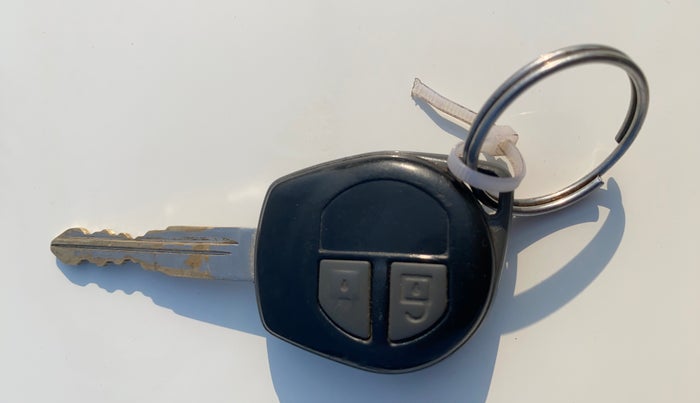 2016 Maruti Wagon R Stingray VXI, Petrol, Manual, 74,309 km, Key Close Up