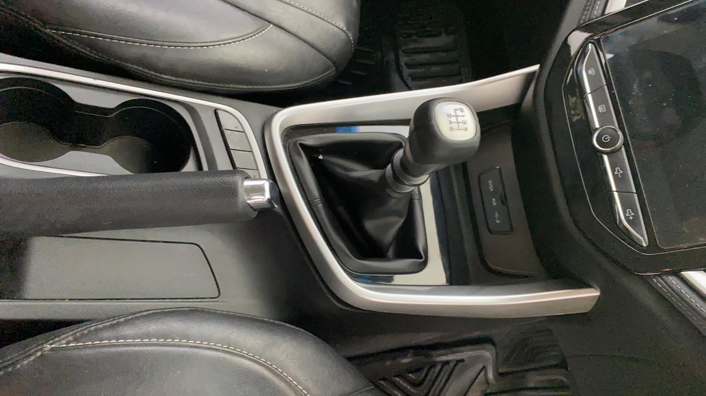 2020 MG HECTOR SUPER 1.5 PETROL, Petrol, Manual, 42,005 km, Gear Lever