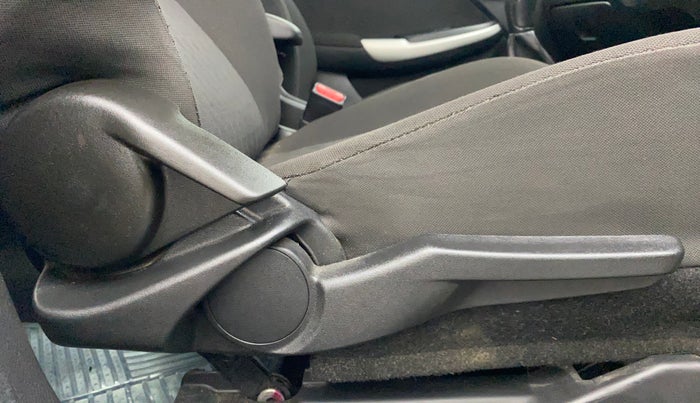2016 Maruti Baleno ALPHA PETROL 1.2, Petrol, Manual, 32,561 km, Driver Side Adjustment Panel