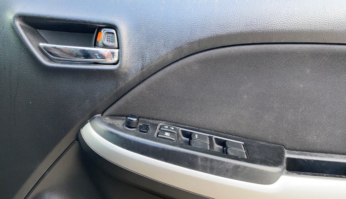 2018 Maruti Baleno ZETA CVT PETROL 1.2, Petrol, Automatic, 56,947 km, Driver Side Door Panels Control
