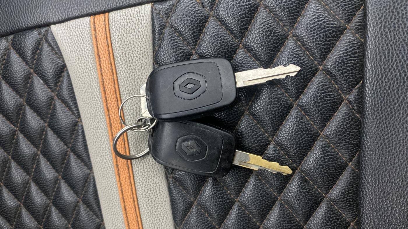 2019 Renault Kwid RXL, Petrol, Manual, 82,015 km, Key Close Up