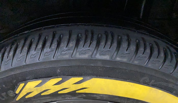 2023 KIA SONET HTX 1.5 AT, Diesel, Automatic, 51,848 km, Left Rear Tyre Tread