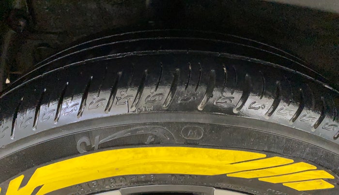 2023 KIA SONET HTX 1.5 AT, Diesel, Automatic, 51,848 km, Right Rear Tyre Tread