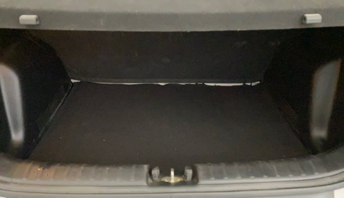 2023 KIA SONET HTX 1.5 AT, Diesel, Automatic, 51,848 km, Boot Inside