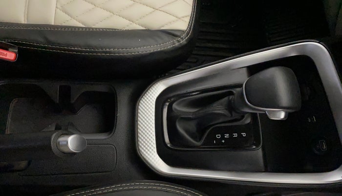 2023 KIA SONET HTX 1.5 AT, Diesel, Automatic, 51,848 km, Gear Lever