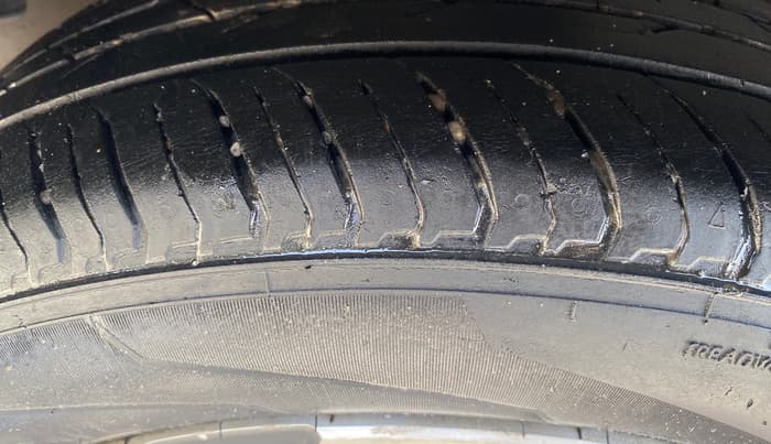 2018 Honda WR-V 1.2L I-VTEC VX MT, Petrol, Manual, 69,720 km, Right Rear Tyre Tread