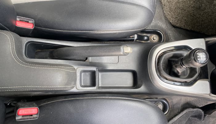 2018 Honda WR-V 1.2L I-VTEC VX MT, Petrol, Manual, 69,720 km, Gear Lever