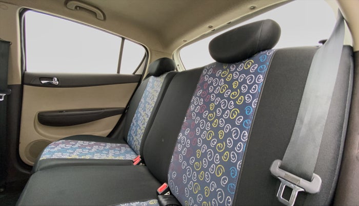 2012 Hyundai i20 SPORTZ 1.2 VTVT, Petrol, Manual, 82,251 km, Right Side Rear Door Cabin View