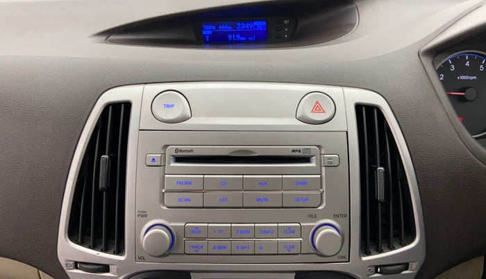 2012 Hyundai i20 SPORTZ 1.2 VTVT, Petrol, Manual, 82,251 km, Infotainment System