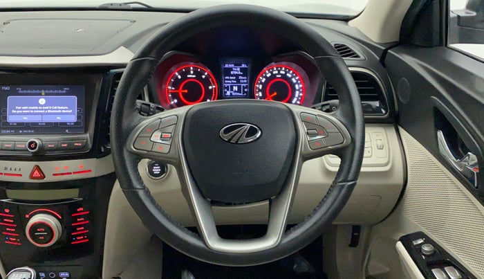 2021 Mahindra XUV300 W8 (O) 1.5 DIESEL, Diesel, Manual, 48,753 km, Steering Wheel Close Up