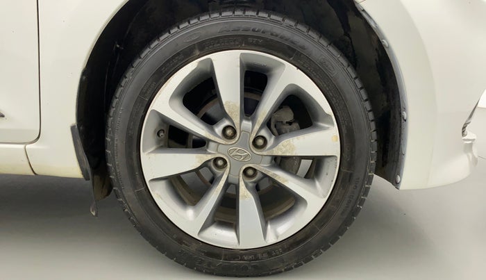 2016 Hyundai Elite i20 ASTA 1.2 (O), Petrol, Manual, 25,738 km, Right Front Wheel