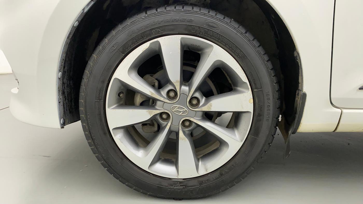2016 Hyundai Elite i20 ASTA 1.2 (O), Petrol, Manual, 25,738 km, Left Front Wheel