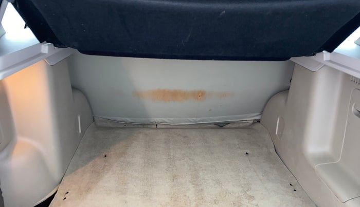 2014 Nissan Terrano XL (D), Diesel, Manual, 83,991 km, Boot Inside