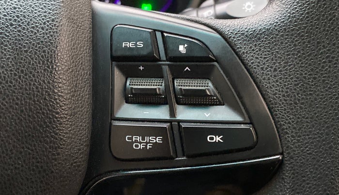 2018 Mahindra MARAZZO M8 7 STR, Diesel, Manual, 17,346 km, Adaptive Cruise Control