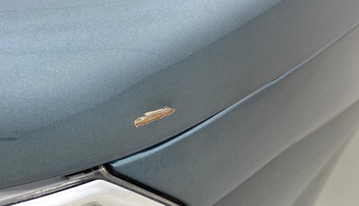 2018 Mahindra MARAZZO M8 7 STR, Diesel, Manual, 17,346 km, Bonnet (hood) - Slightly dented