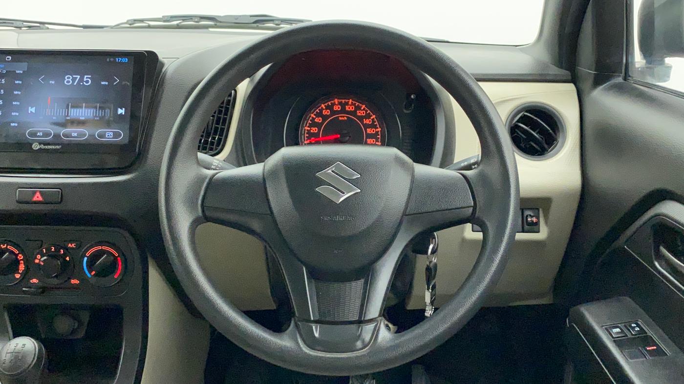 2022 Maruti New Wagon-R LXI 1.0, Petrol, Manual, 12,540 km, Steering Wheel Close Up