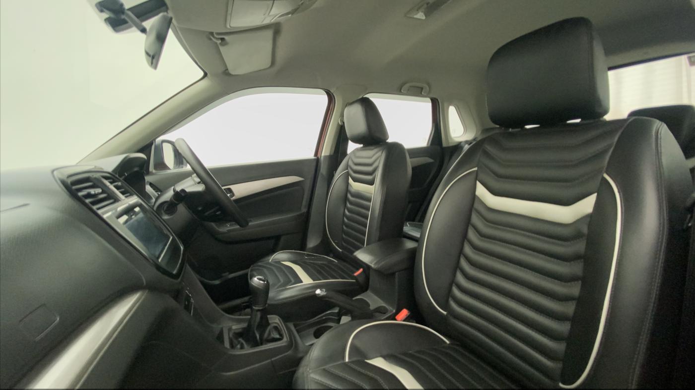 2016 Maruti Vitara Brezza ZDI PLUS DUAL TONE, Diesel, Manual, 1,00,245 km, Right Side Front Door Cabin