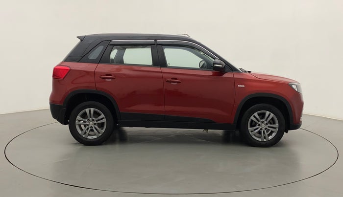 2016 Maruti Vitara Brezza ZDI PLUS DUAL TONE, Diesel, Manual, 1,00,245 km, Right Side