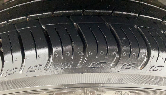 2019 Honda Jazz 1.2L I-VTEC VX, Petrol, Manual, 58,582 km, Left Rear Tyre Tread