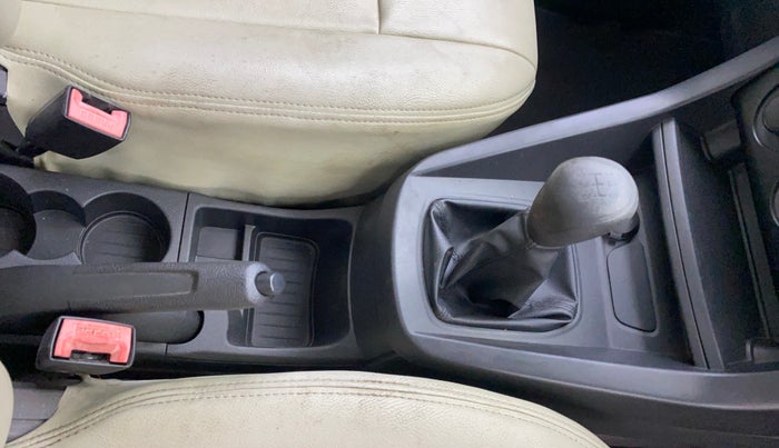 2015 Ford New Figo AMBIENTE 1.2 PETROL, Petrol, Manual, 25,458 km, Gear Lever