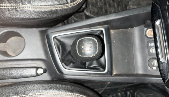 2019 Hyundai Elite i20 SPORTZ PLUS 1.2, Petrol, Manual, 27,208 km, Gear Lever