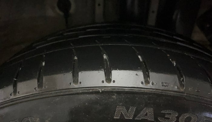 2019 Hyundai Elite i20 SPORTZ PLUS 1.2, Petrol, Manual, 27,208 km, Left Rear Tyre Tread