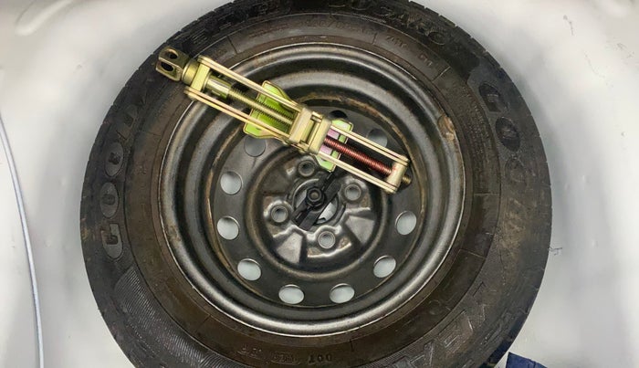 2013 Hyundai Eon ERA +, Petrol, Manual, 69,356 km, Spare Tyre